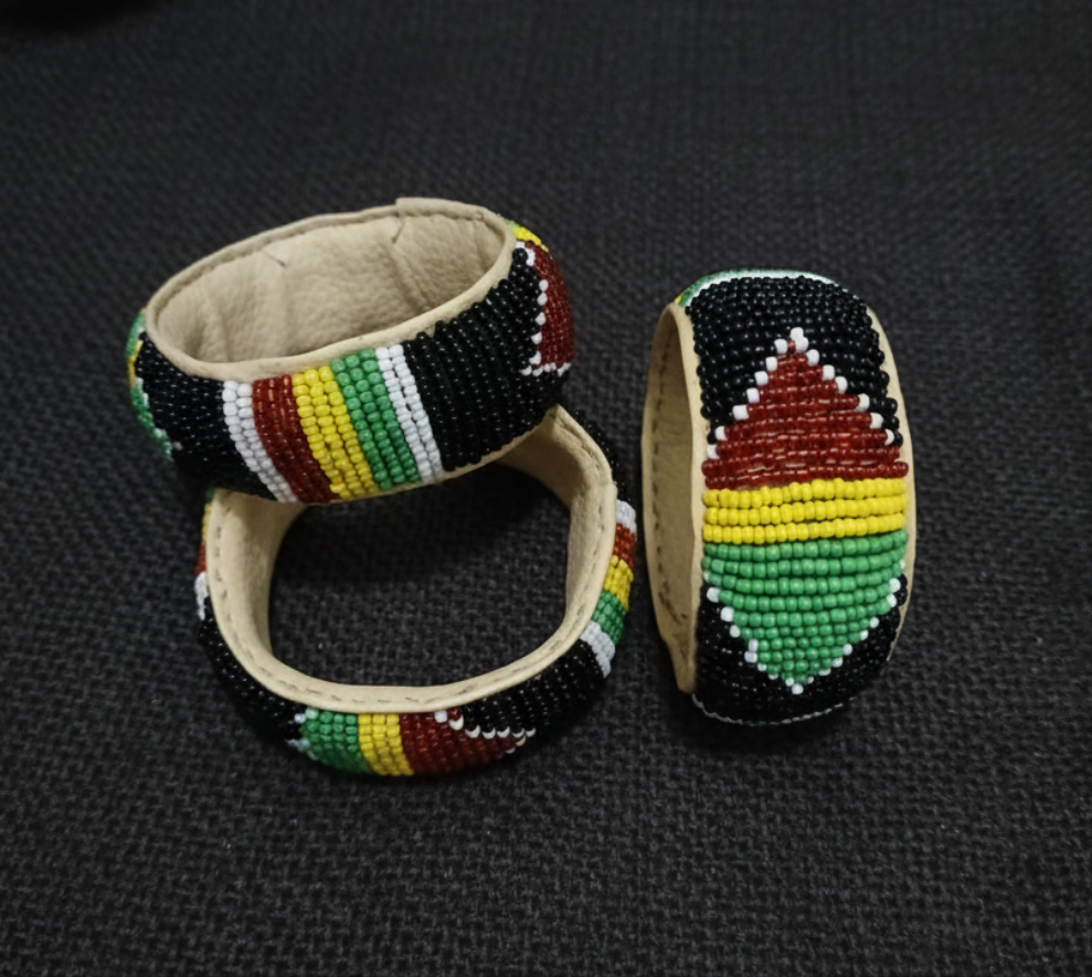 Handcrafted bracelet