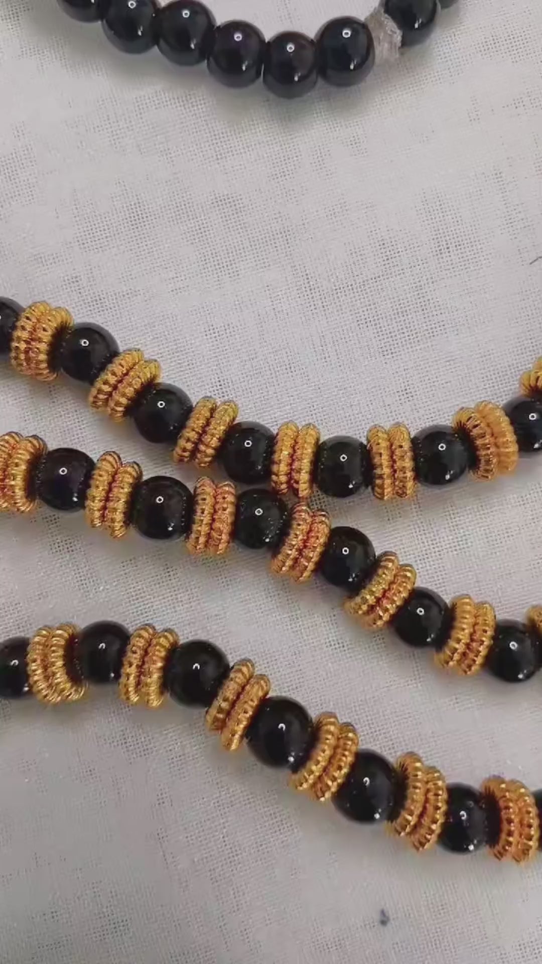 Collier Linda